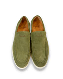 Leather and velvet moccasin